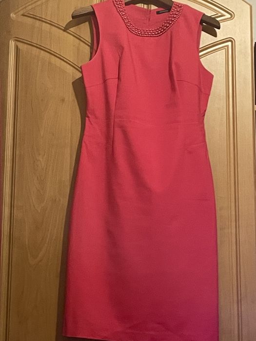 Sukienka z perełkami