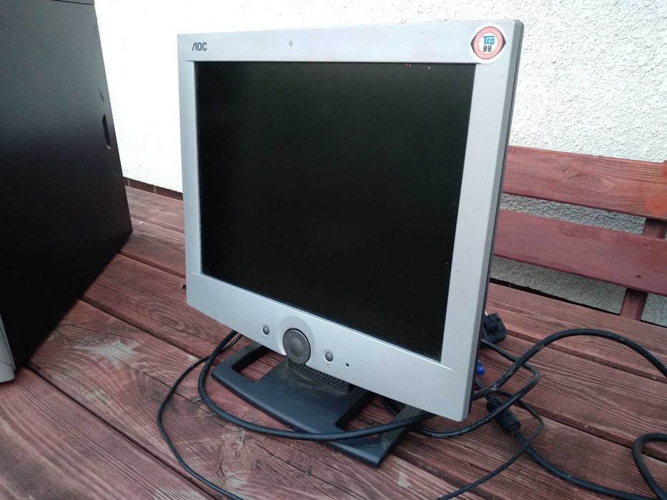 4 obudowy PC, monitor, drukarka, skaner, soft, kable, soft - sprawne
