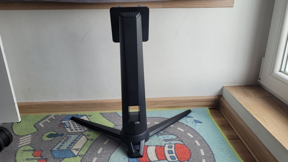 Monitor Odyssey F27G35TFWU + dwie podstawki