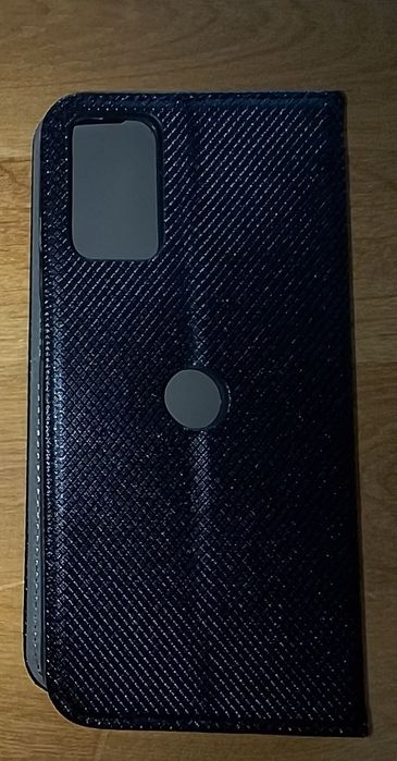 NOWE Etui z klapką MOTOROLA G42