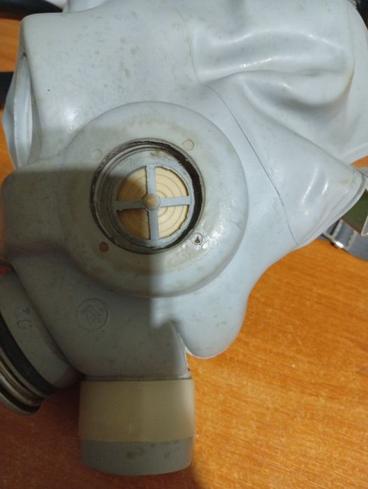 Противогаз нерехта