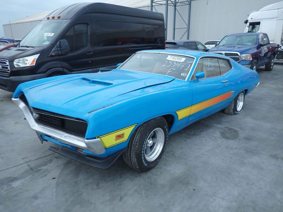 Ford Torino GT cobra 1970 находится в Одессе !