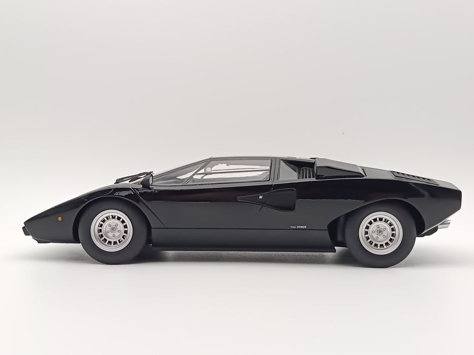 Lamborghini countach 1:18 Kyosho