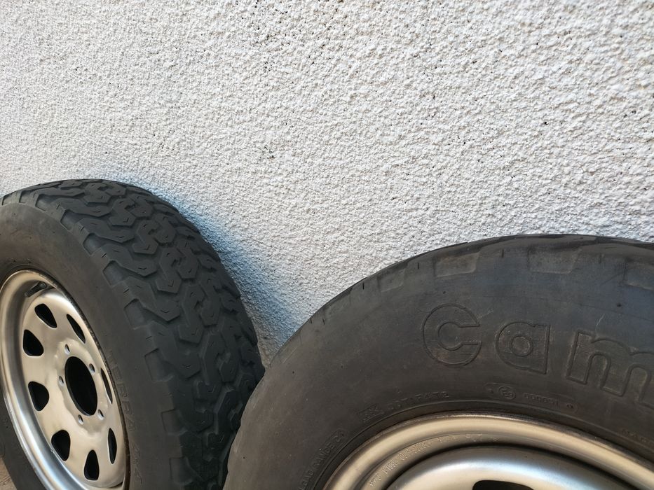 Jantes 16 ferro com furação alterada para 5x139,7, vendidas com pneus