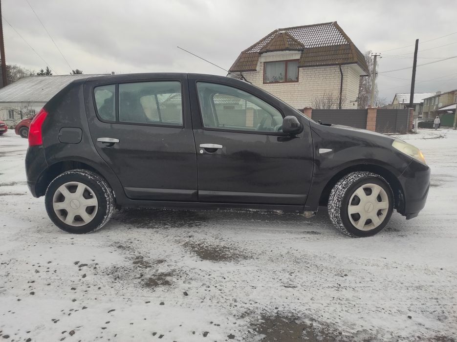 Дачія сандеро 1.4 Газ-бензин з кондиціонером