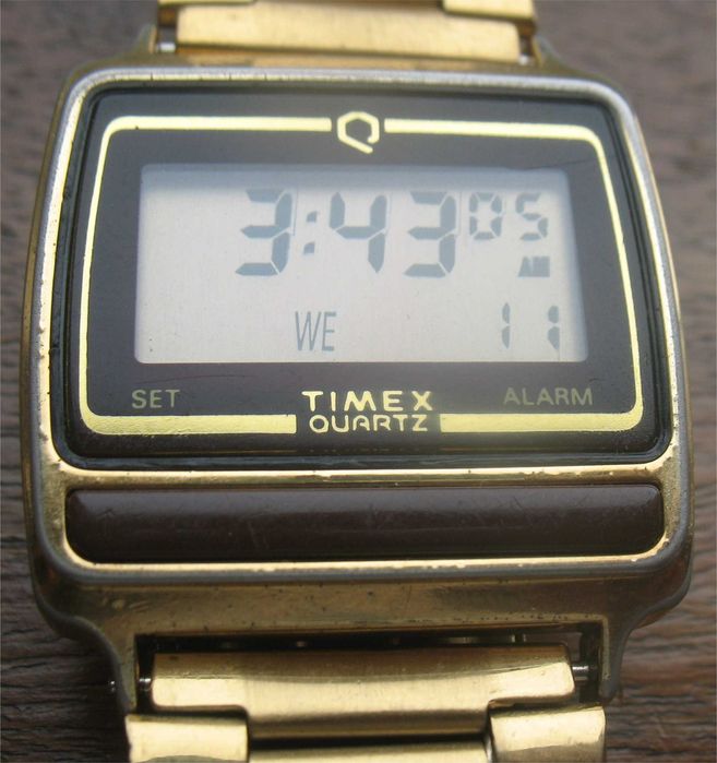 Relógio Digital Vintage - Timex Quartz - S Cell