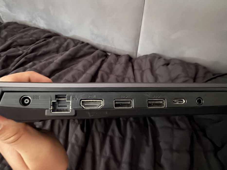 ASUS TUF Gaming F15 RTX 3060 i5 16GB RAM 512GB SSD