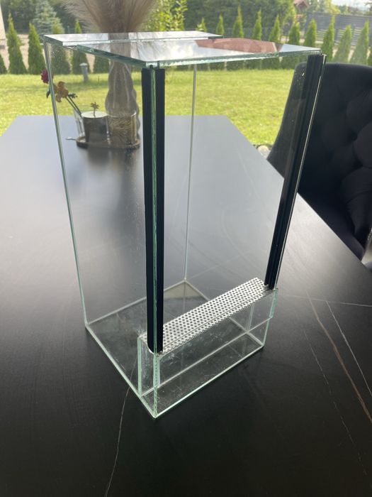 Sprzedam terrarium 20x20x40