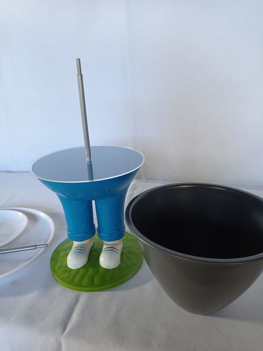 Stojak chłopczyk na tort, ciasto, owoce, słodkości na imprezy