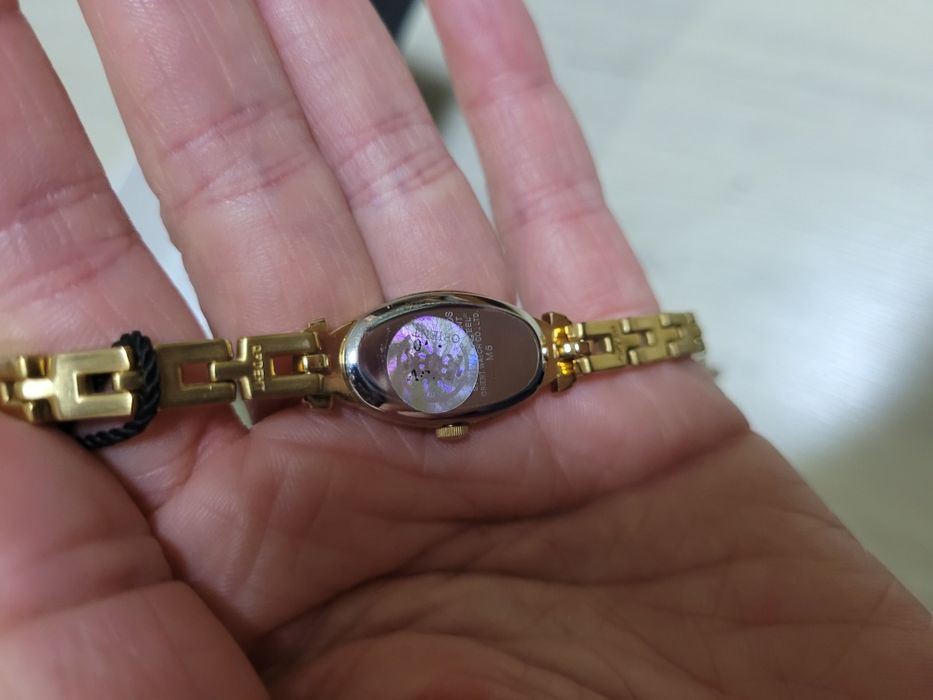 Кварцовий годинник Orient