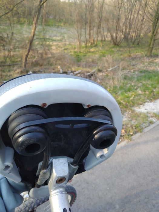 Siodełko rowerowe żelowe amortyzowane