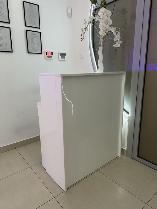 Recepcja lakierowana