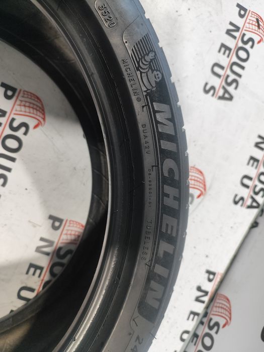 2 pneus semi novos 245-40R19 Michelin - Oferta dos Portes