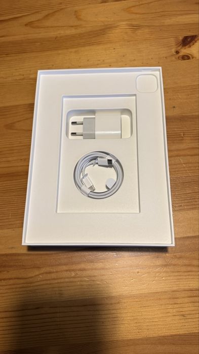 Ipad Pro 11 cali 4th gen. M2 5G idealny