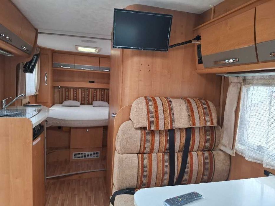 Autocaravana cama central