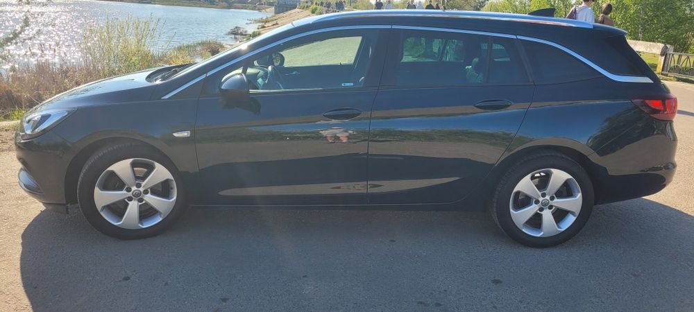 Opel astra 1.6  2017.