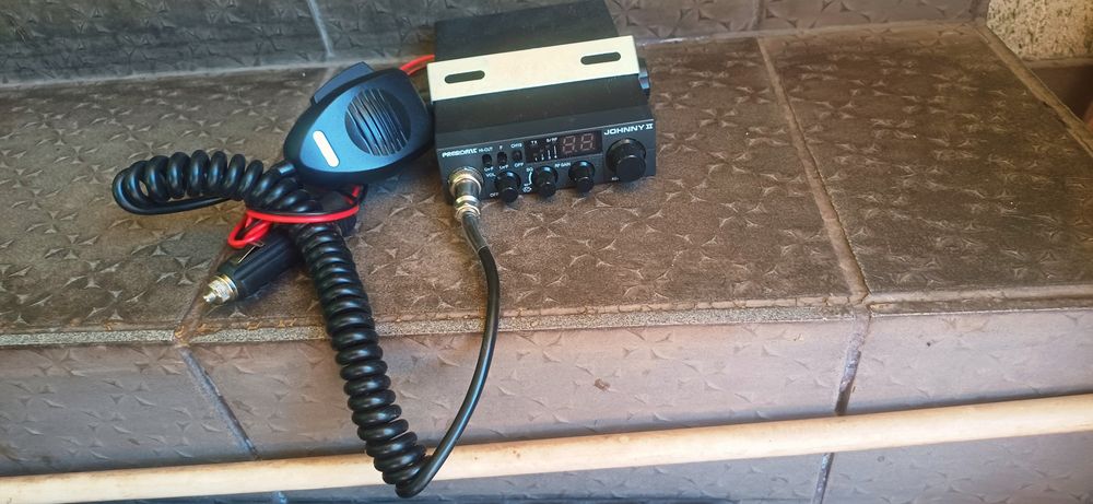 Radio CB Johny II plus 2 anteny
