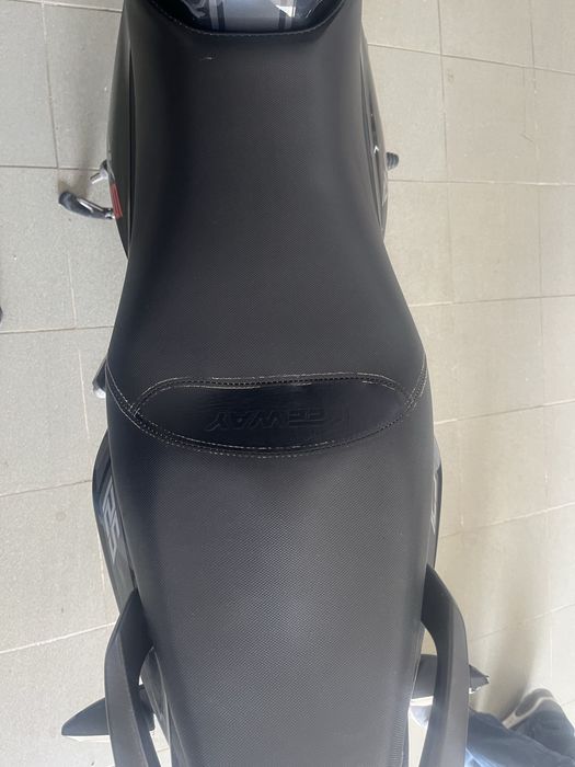 Vendo moto 125 keeway em muito bom estado , pneus novos