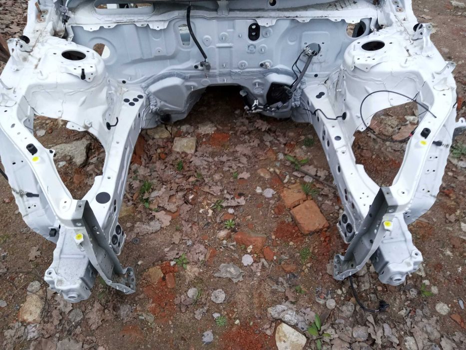 Четверть крыло ланжерон Toyota Rav 4 V