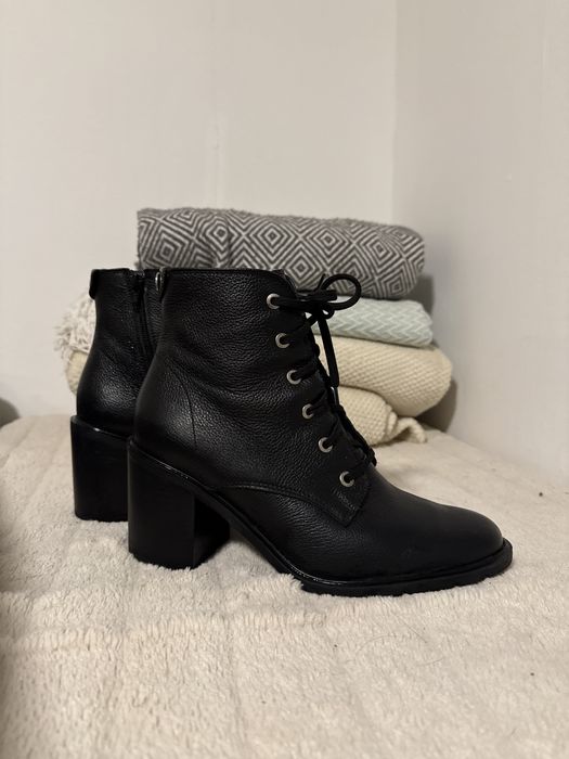 Botki skorzane ocieplane Ryłko rozmiar 40 na szerokim obcasie