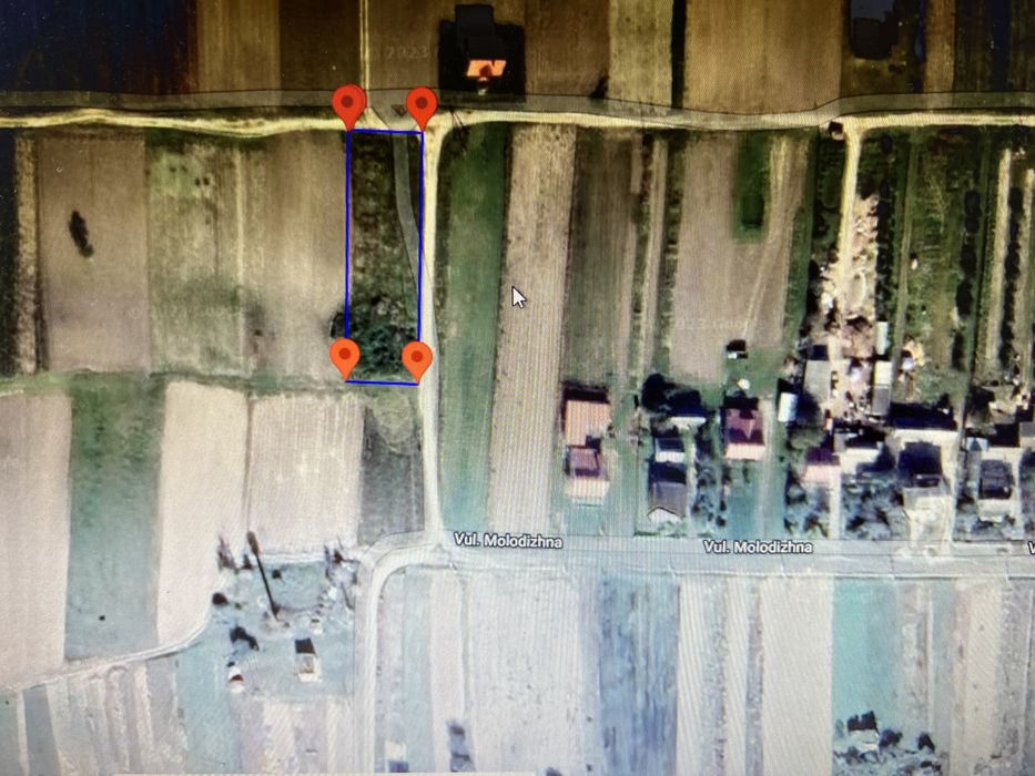 продам земельну ділянку