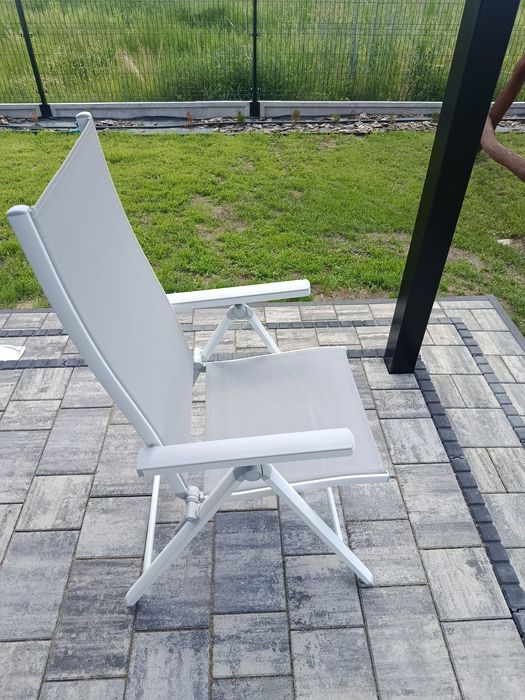 Dwa Krzesła aluminiowe z regulacją oparcia