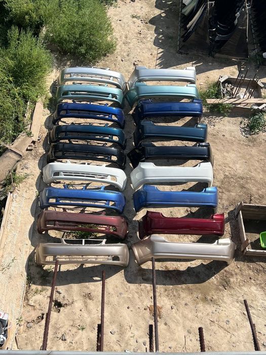 Бампер лачети лачеті в гарному стані