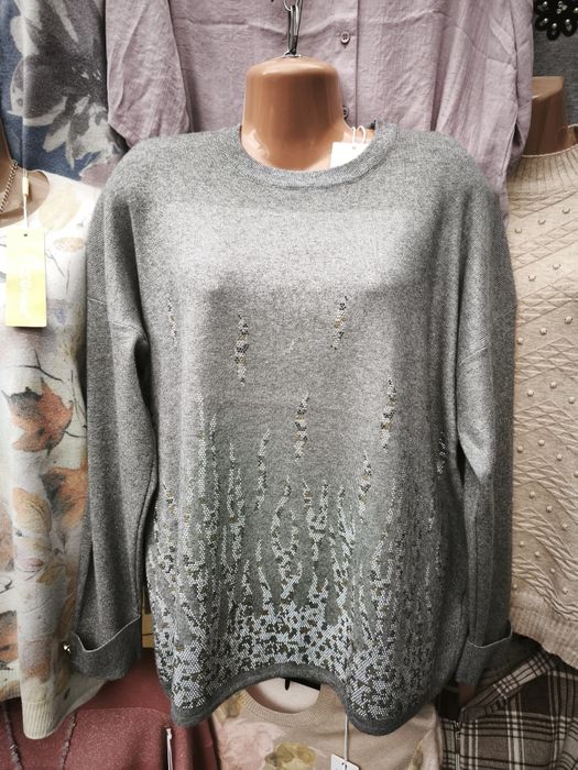 Жіночі светри кофти нарядні