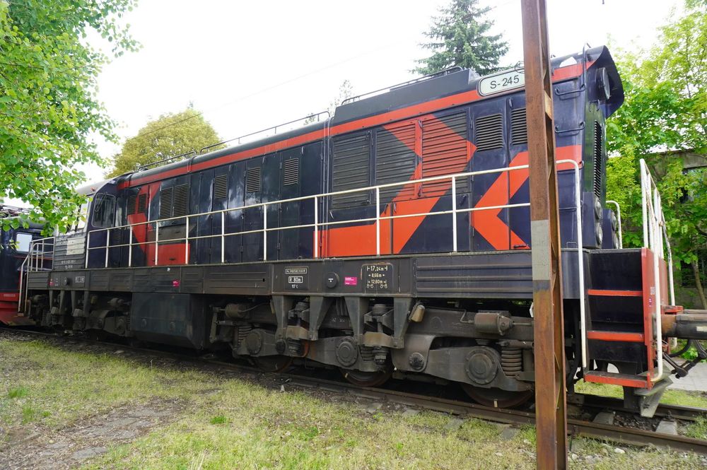 alt