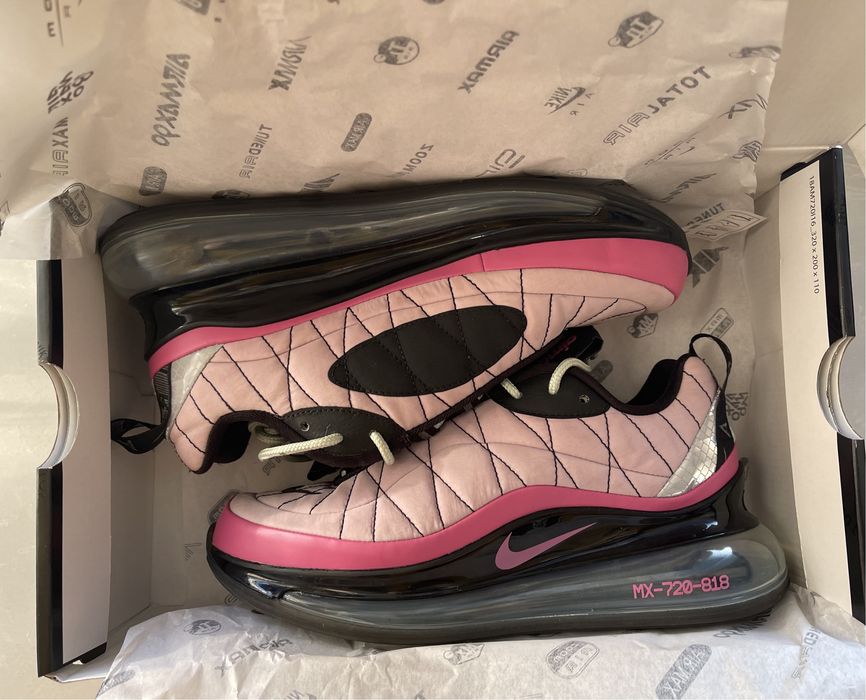 Nike Air Max 720-818