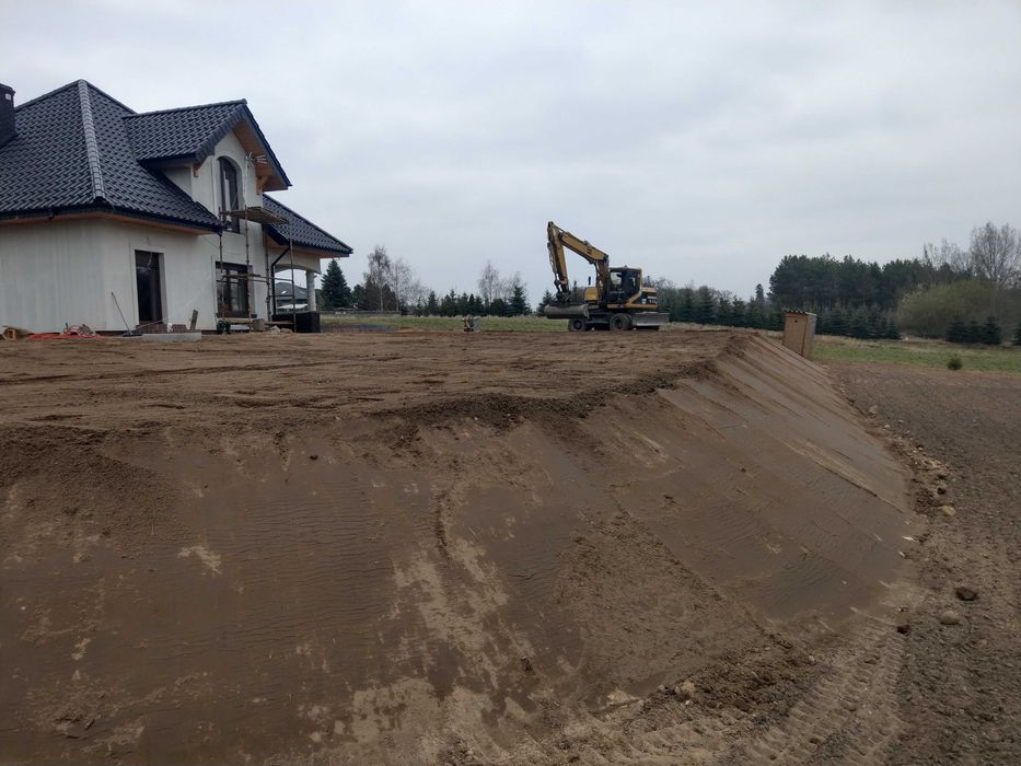 Usługi koparką. Wynajem koparki.