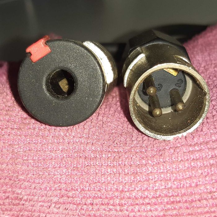 Cabo Adaptador Áudio 100cm Jack fêmea 6.35mm - XLR macho 3 pinos