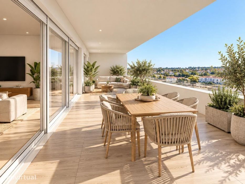 Cobertura T4 com Varanda de 55 m², Vista Panorâmica e Garagem | Caldas