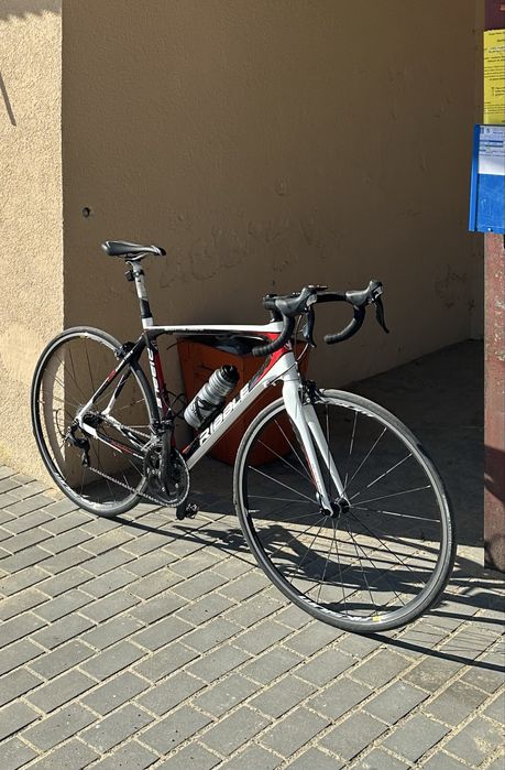 Rower szosowy karbon ribble.