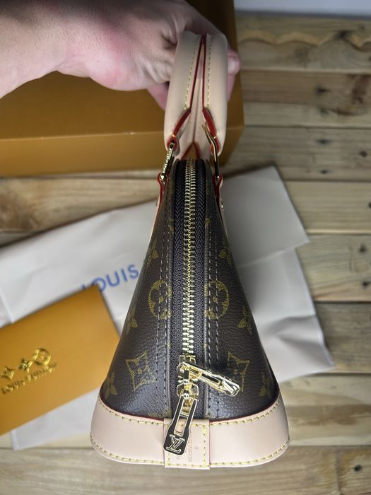 Louis Vuitton Alma BB Monogram Canvas - Original