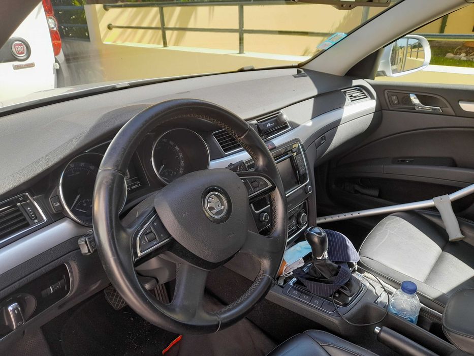 Skoda  Superb Automatico