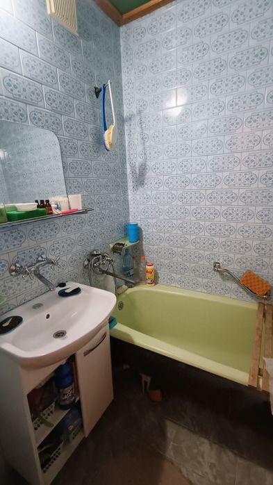 Продам 3 к квартиру на бульваре Славы Сокол 2