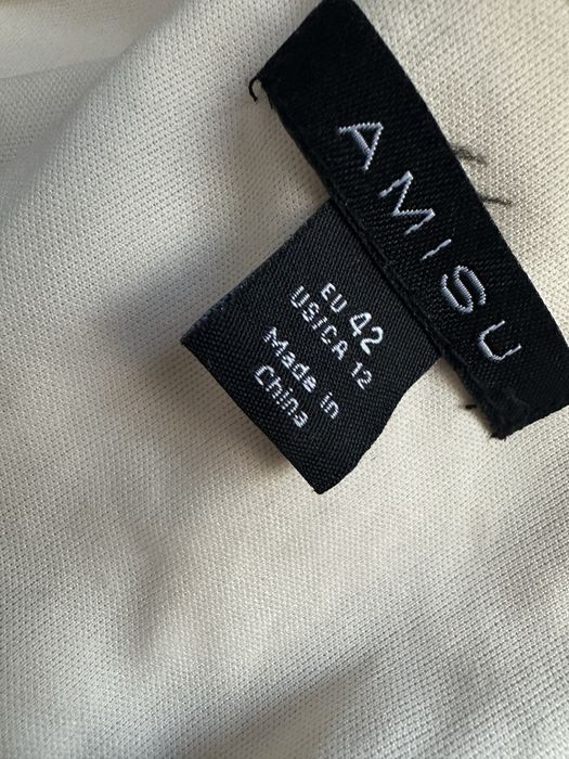 Платье в паетках Amisu 42 L