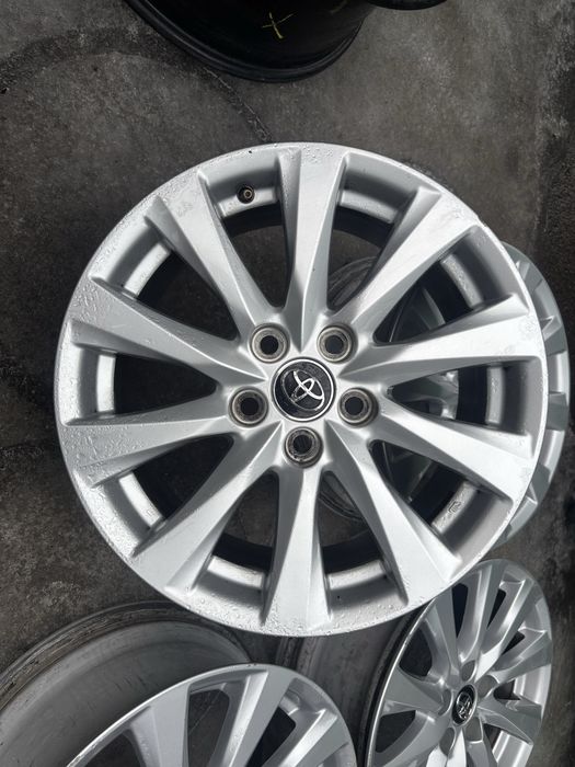 5/114.3R17 Toyota Camry диски