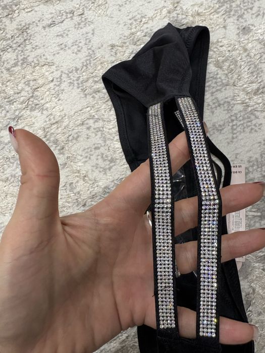 Продам плавки/ низ від купальника victorias secret розмір M
