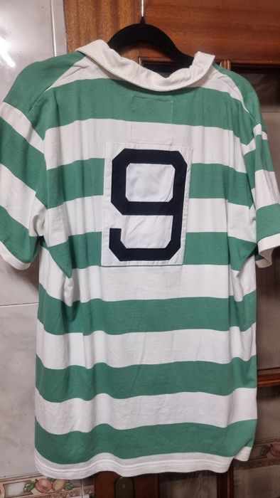 Camisola  retro do sporting   a homenagem  aos violinos.