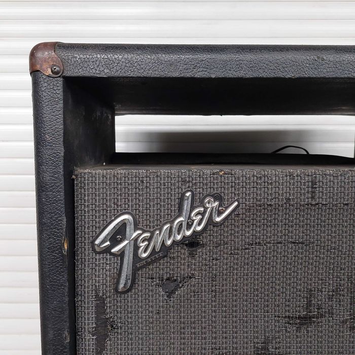 Fender BXR 300C obudowa wzmacniacza / kolumna gitarowa 1x15"