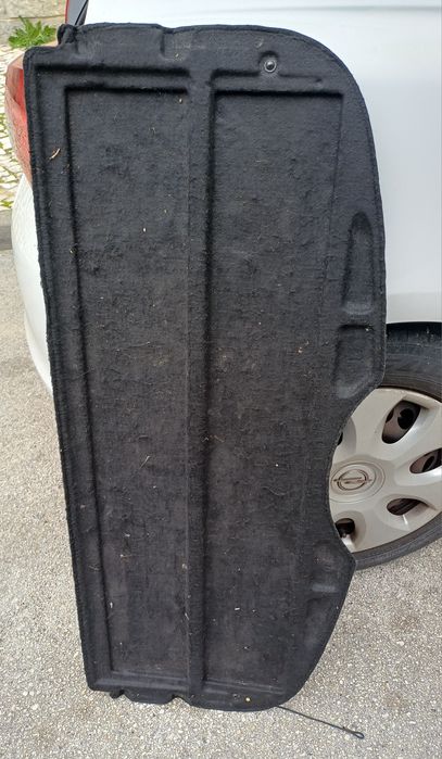 Vendo chapeleira para peugeot 207 de 2008. Usada, sem defeitos!