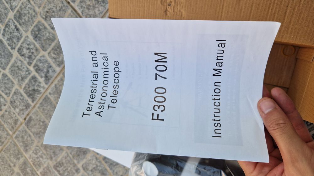 Telescópio F300 70M
