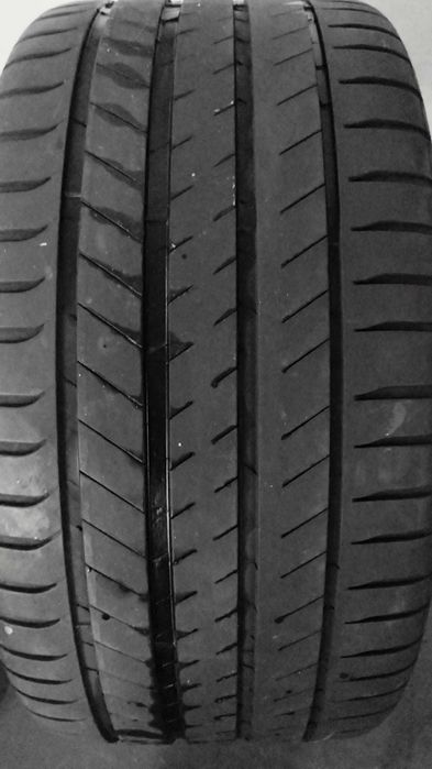 3 Pneus Michelin 295/35 R21 107Y