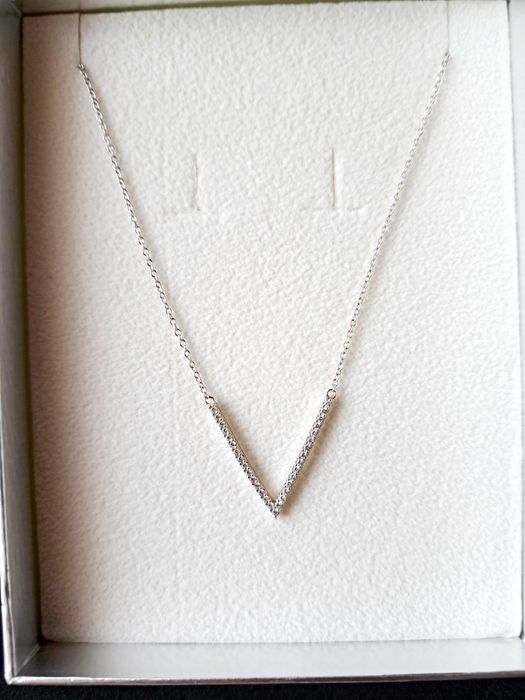 Glow Triangle de prata Unike