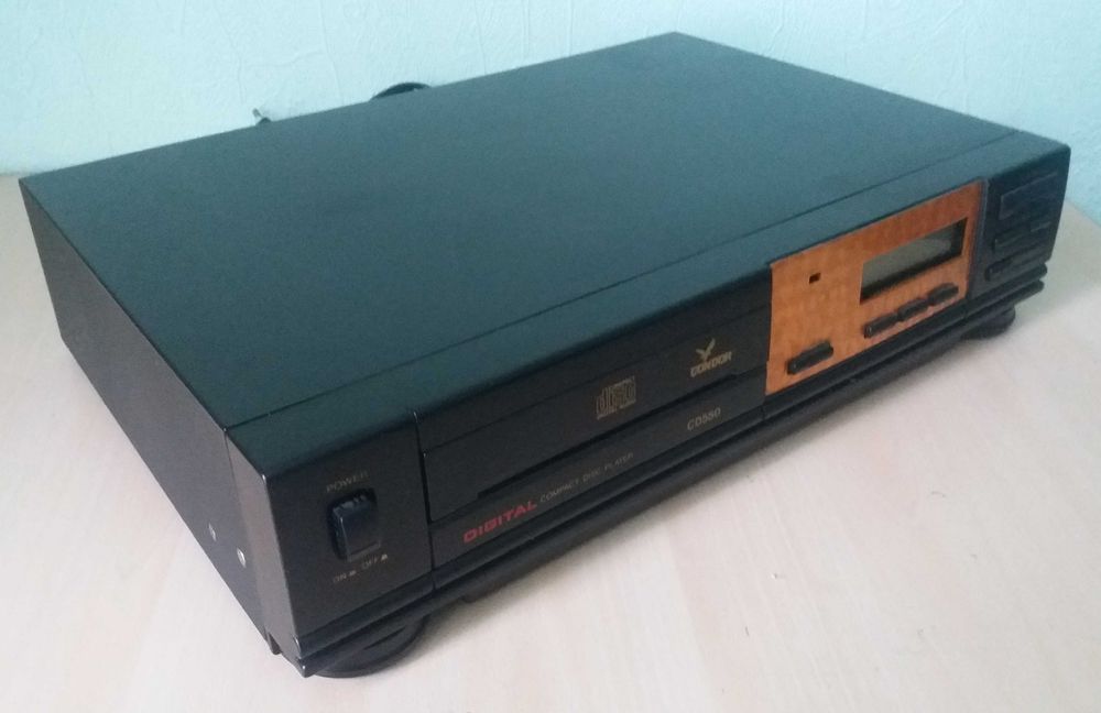 CD проигрыватель Condor CD550