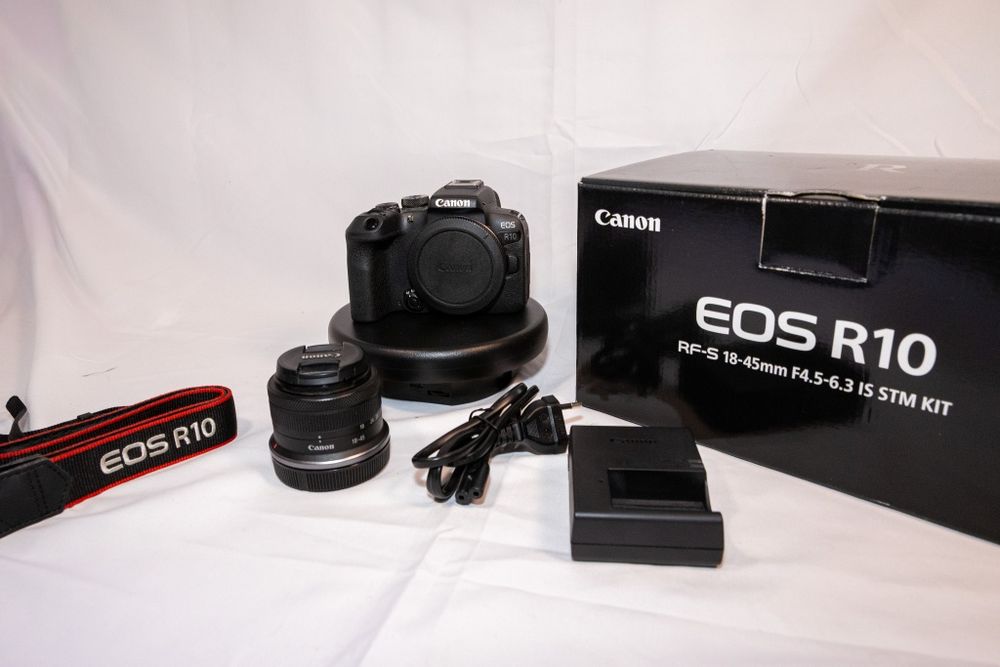 Canon EOS R10 câmara