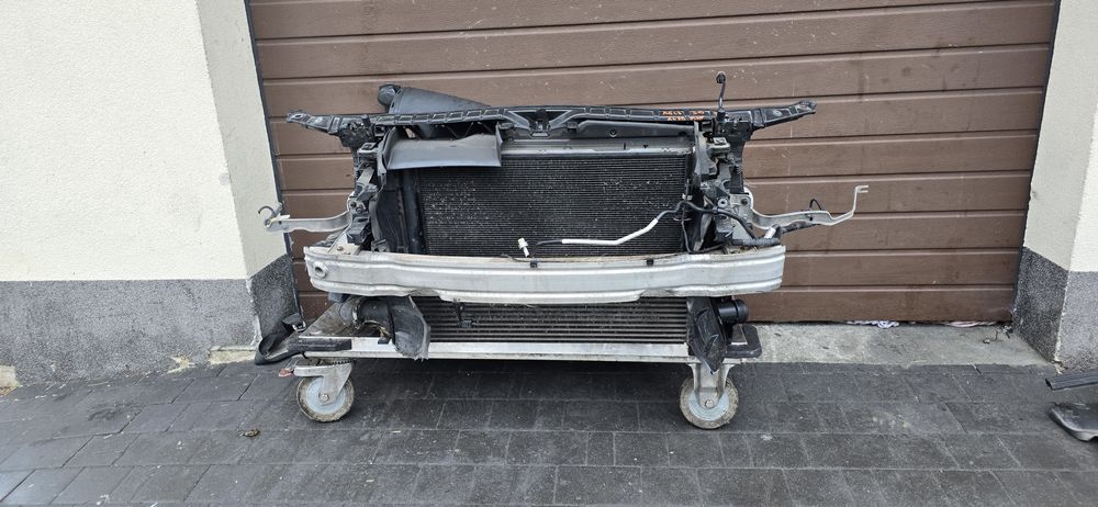 Pas przedni z chłodnicami Audi A6 C7 3.0 tdi Automat
