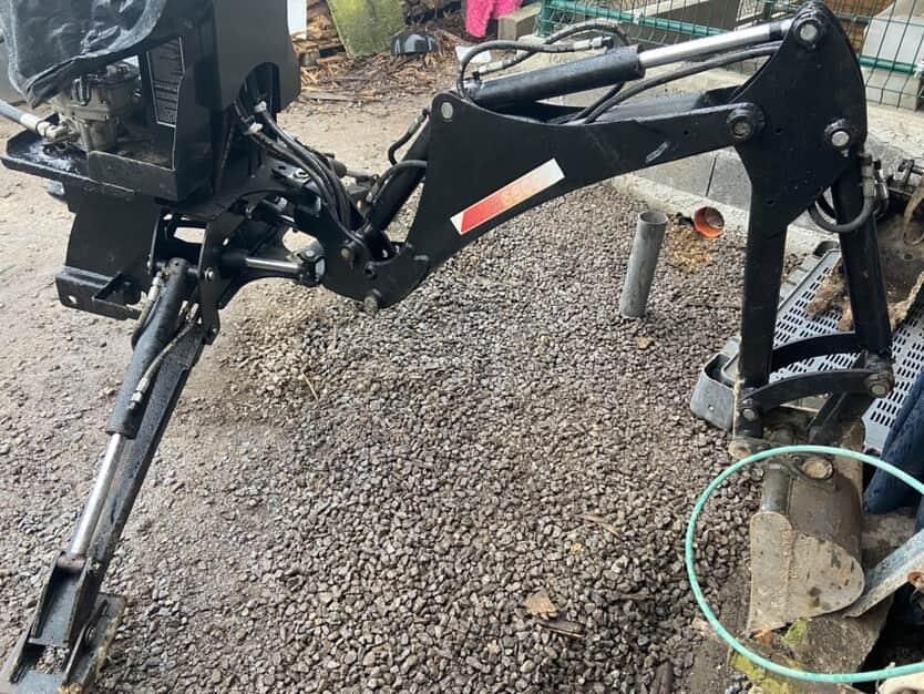 Braço de escavaçao para trator